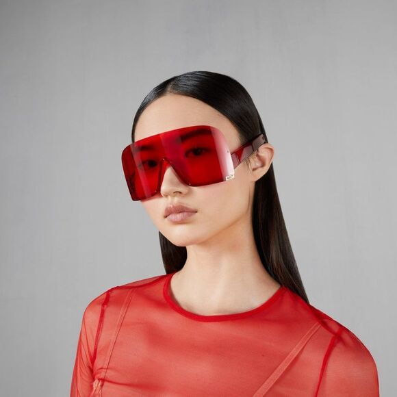 NEW Gucci GG1631S 001 Transparent Red Light Red Shield Unisex Sunglasses - Picture 4 of 12